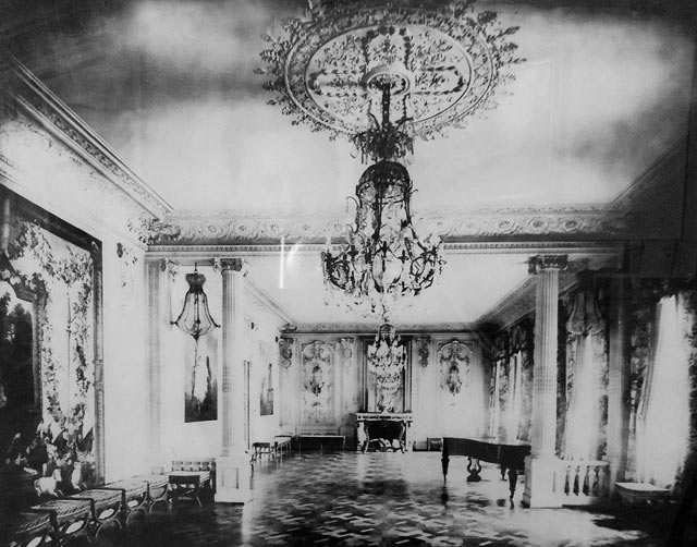 Музыкальный зал .Особняк Румянцева.фото 1903 г.