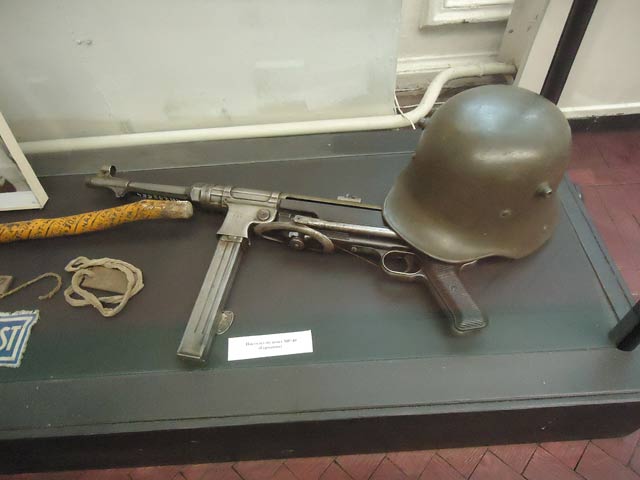 Пистолет-пулемёт МР-40.(Германия)