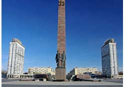 памятник Героическим защитникам Ленинграда
