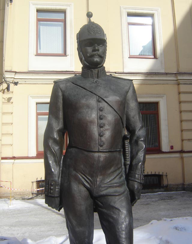 Памятник городовому в Санкт-Петербурге