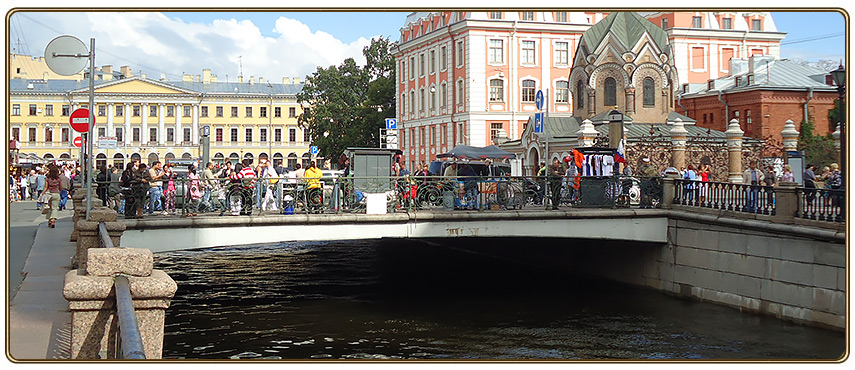 Новоконюшенный мост.Санкт-Петербург