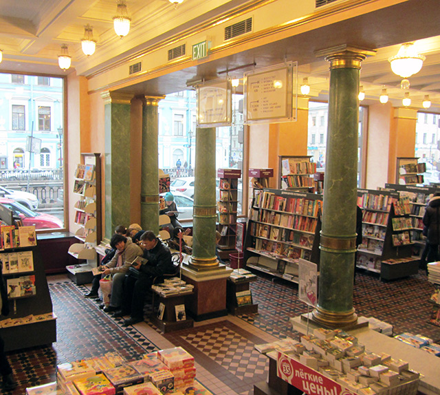 Книжный магазин в доме Зингера собираются открыть в конце осени
